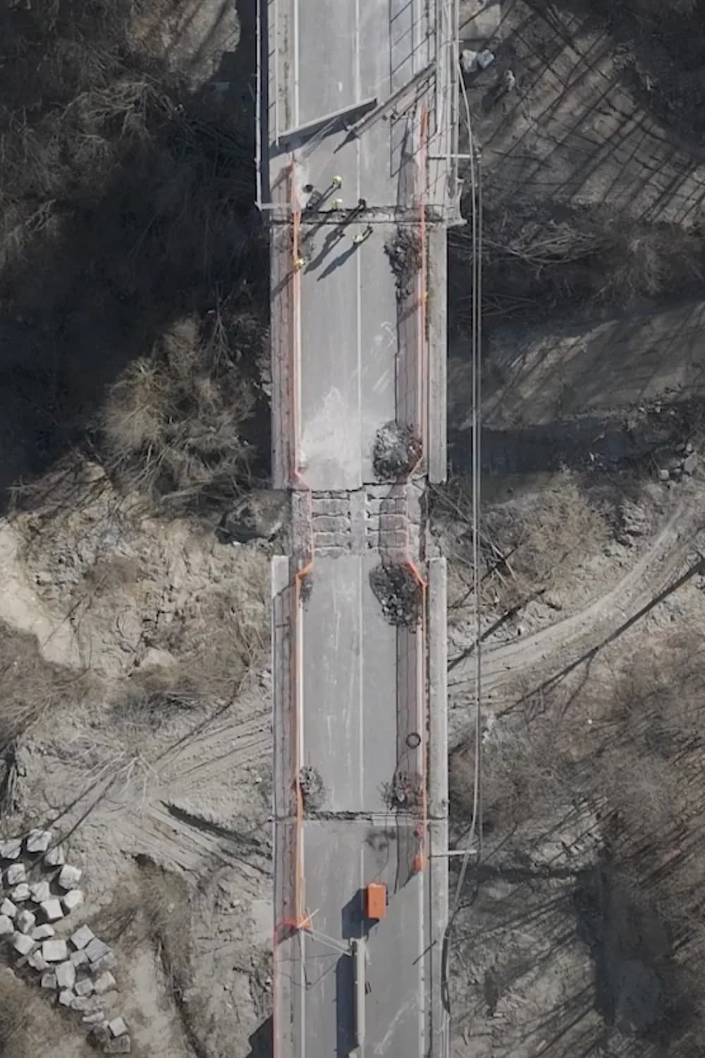 Nitrex: Serramazzoni controlled bridge demolition