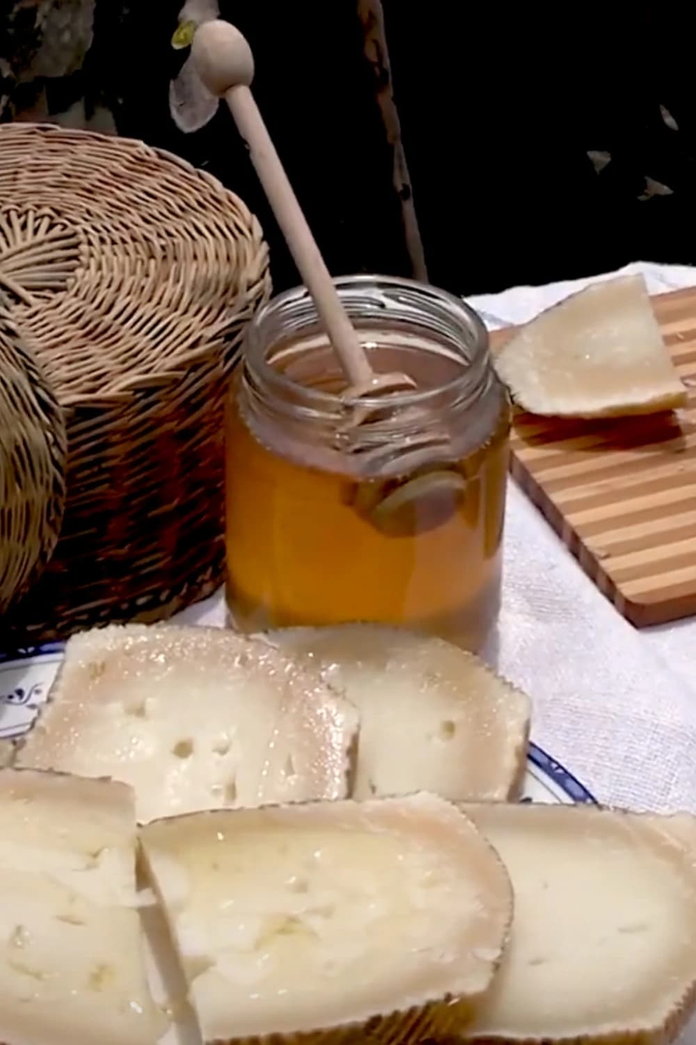 Strada dei Parchi: il pecorino di Farindola